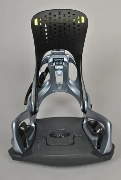 Burton M Genesis Est Step On