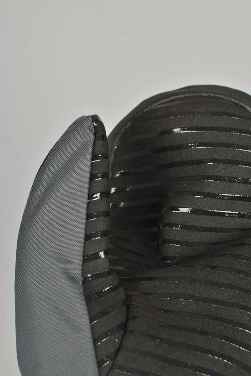 Crab Grab Punch Mitt Gloves