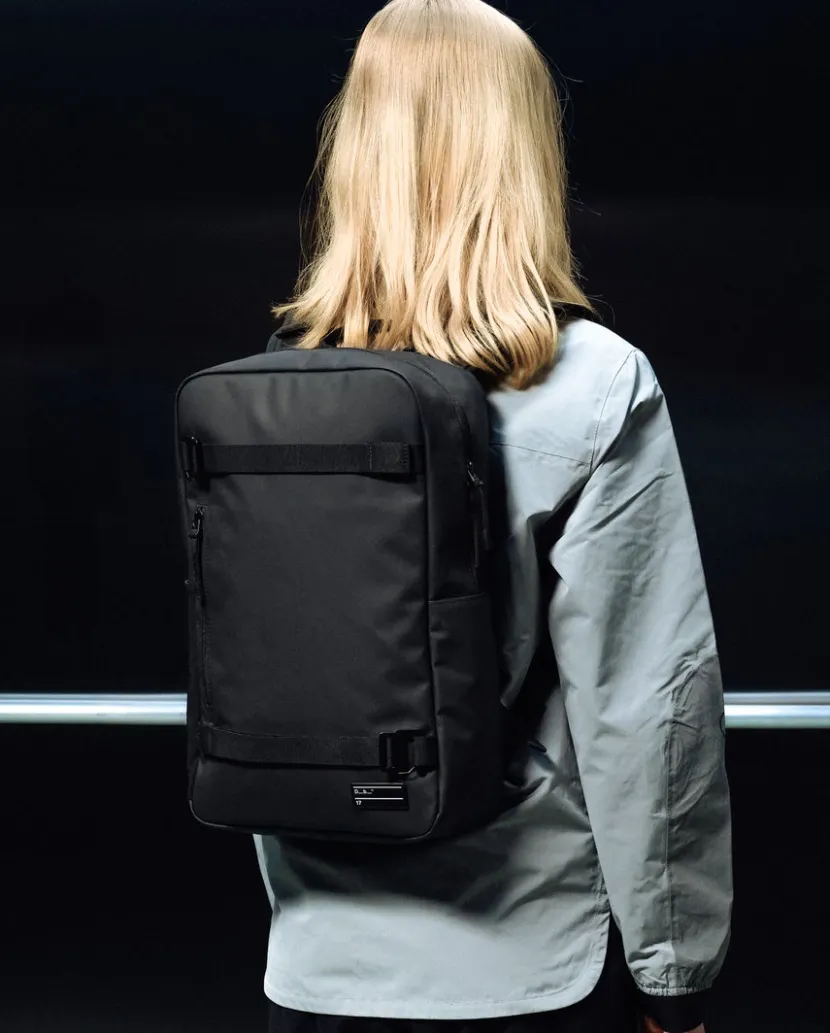 Db Daypack Backpack 17L