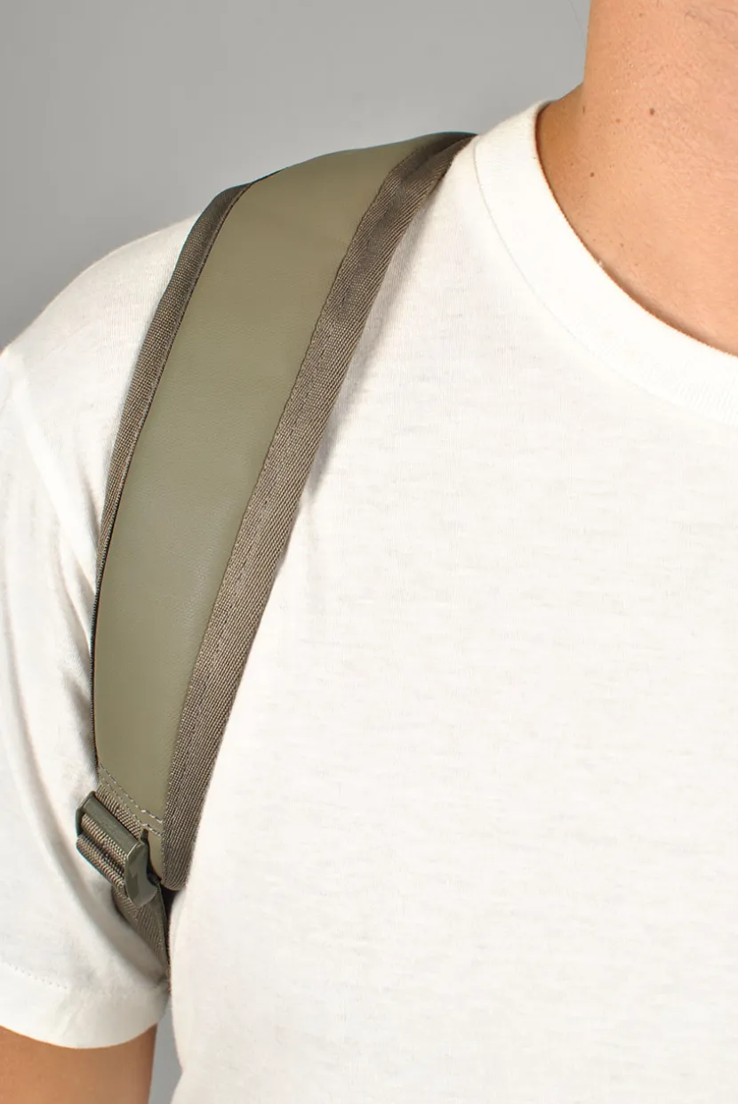 Db Daypack Backpack 20L