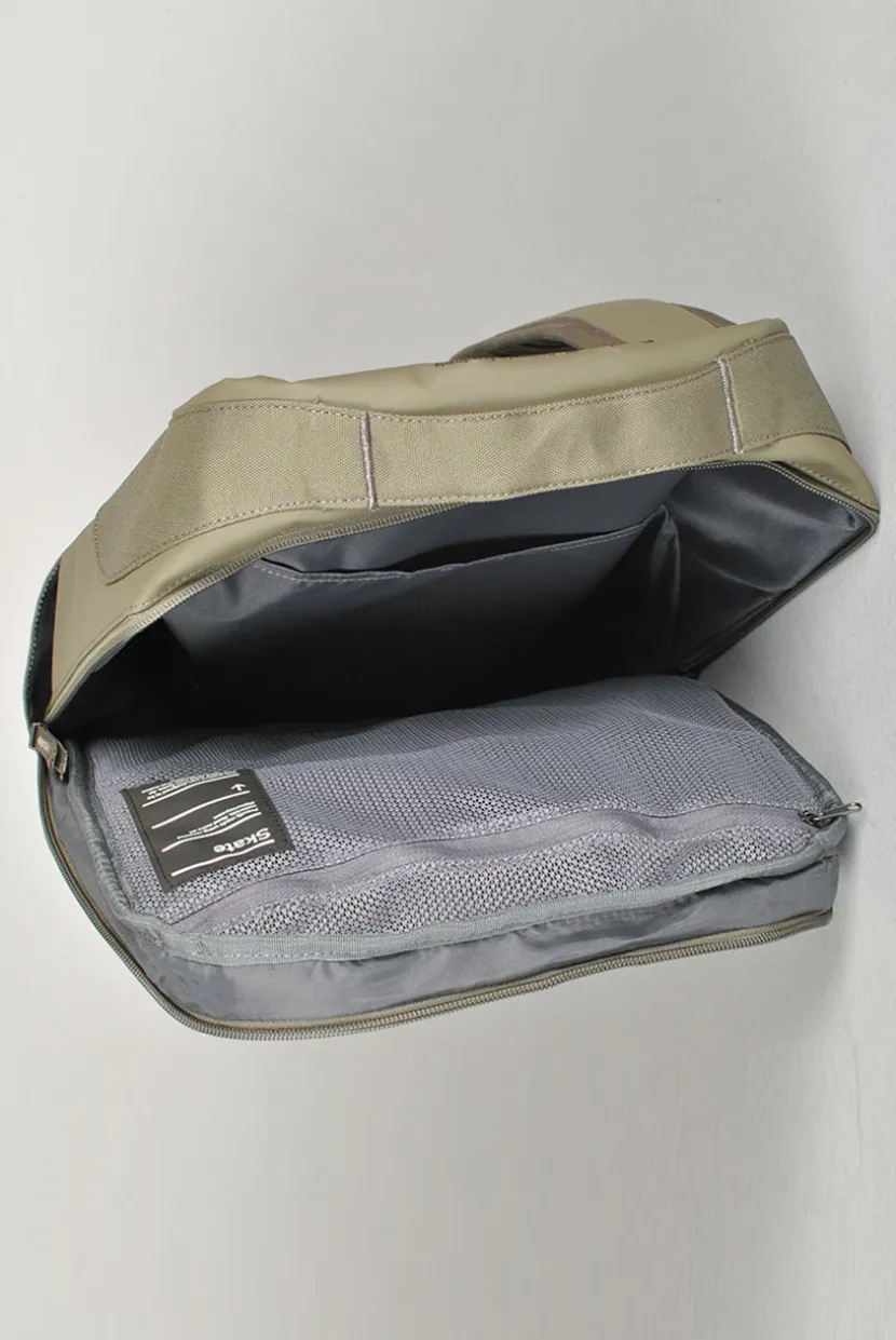 Db Daypack Backpack 20L