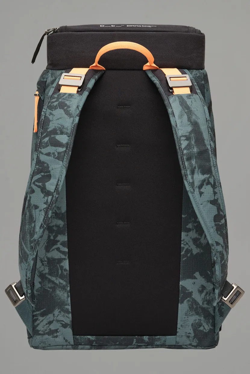 Db Hugger Backpack 25L