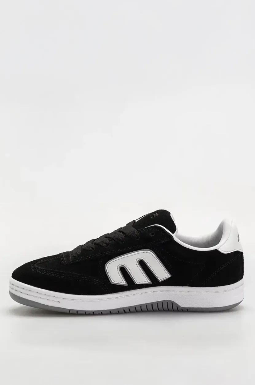 Etnies Locut