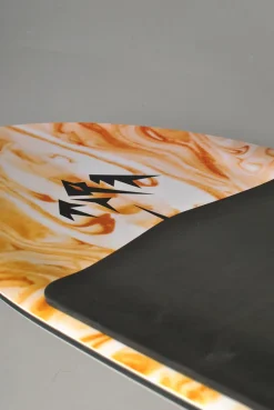 Jones Snowboards Mountain Surfer Powder Board