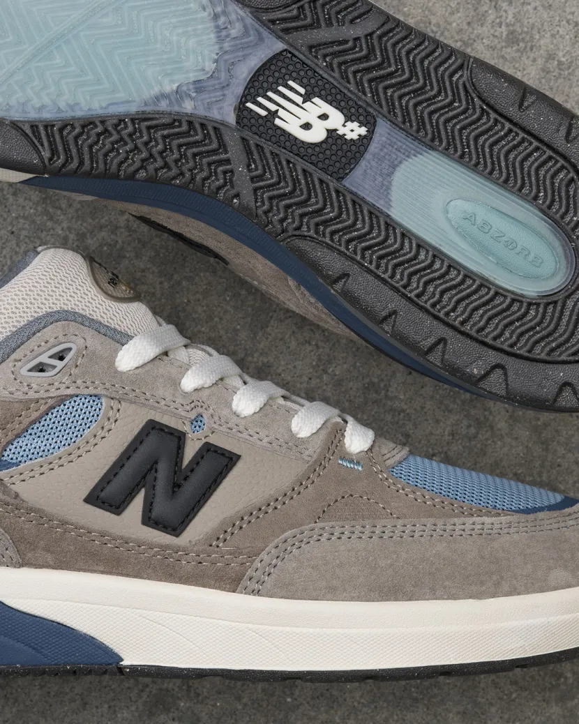 New Balance Un933Asb