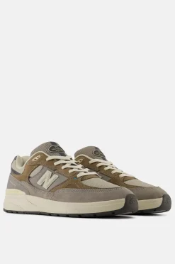 New Balance Un933Gry