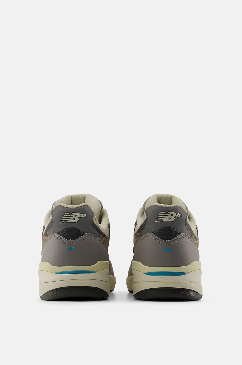 New Balance Un933Gry