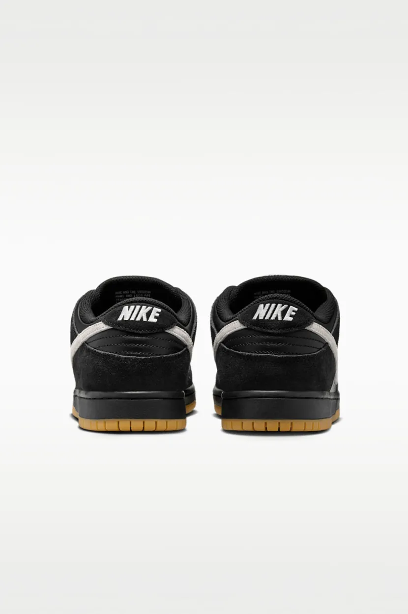 Nike SB Dunk Low Pro
