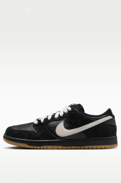 Nike SB Dunk Low Pro