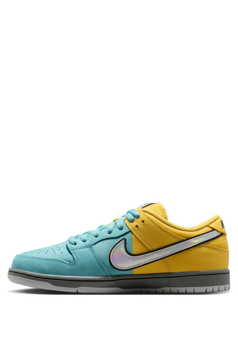Nike SB Dunk Low Pro