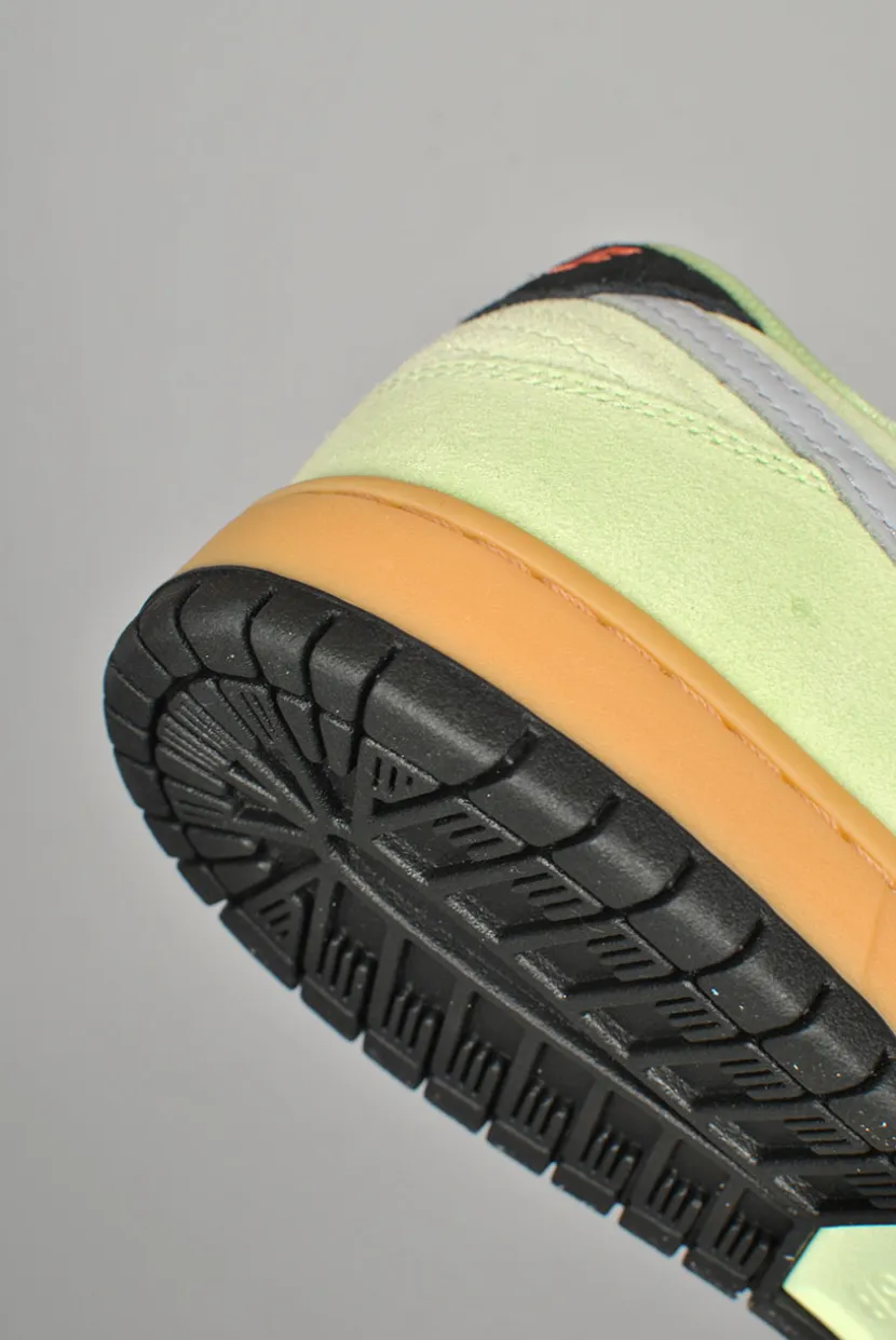 Nike SB Dunk Low Pro Prm