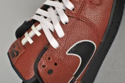 Nike SB Dunk Low Pro X Limosine Skateboards