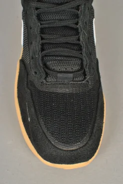 Nike SB Ps8