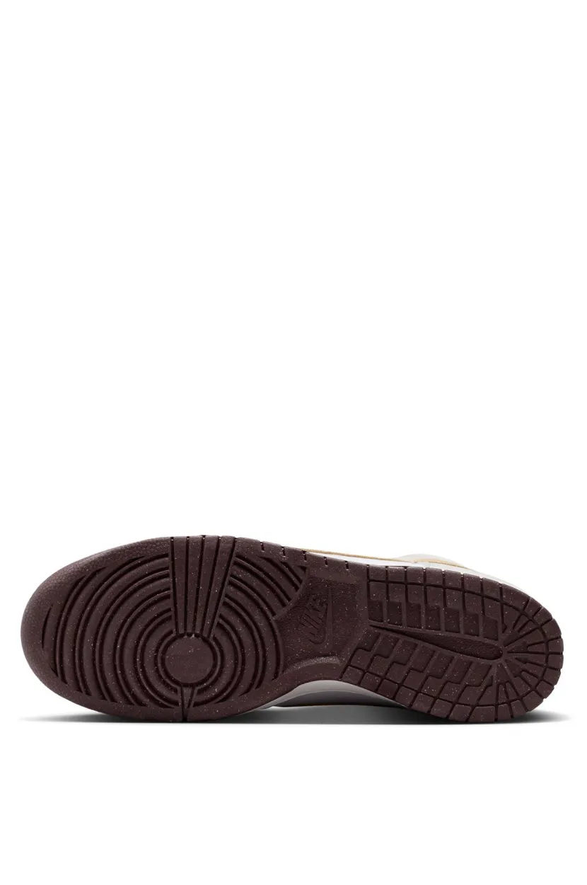 Nike SB Sb Dunk High Pro x Beyond Store