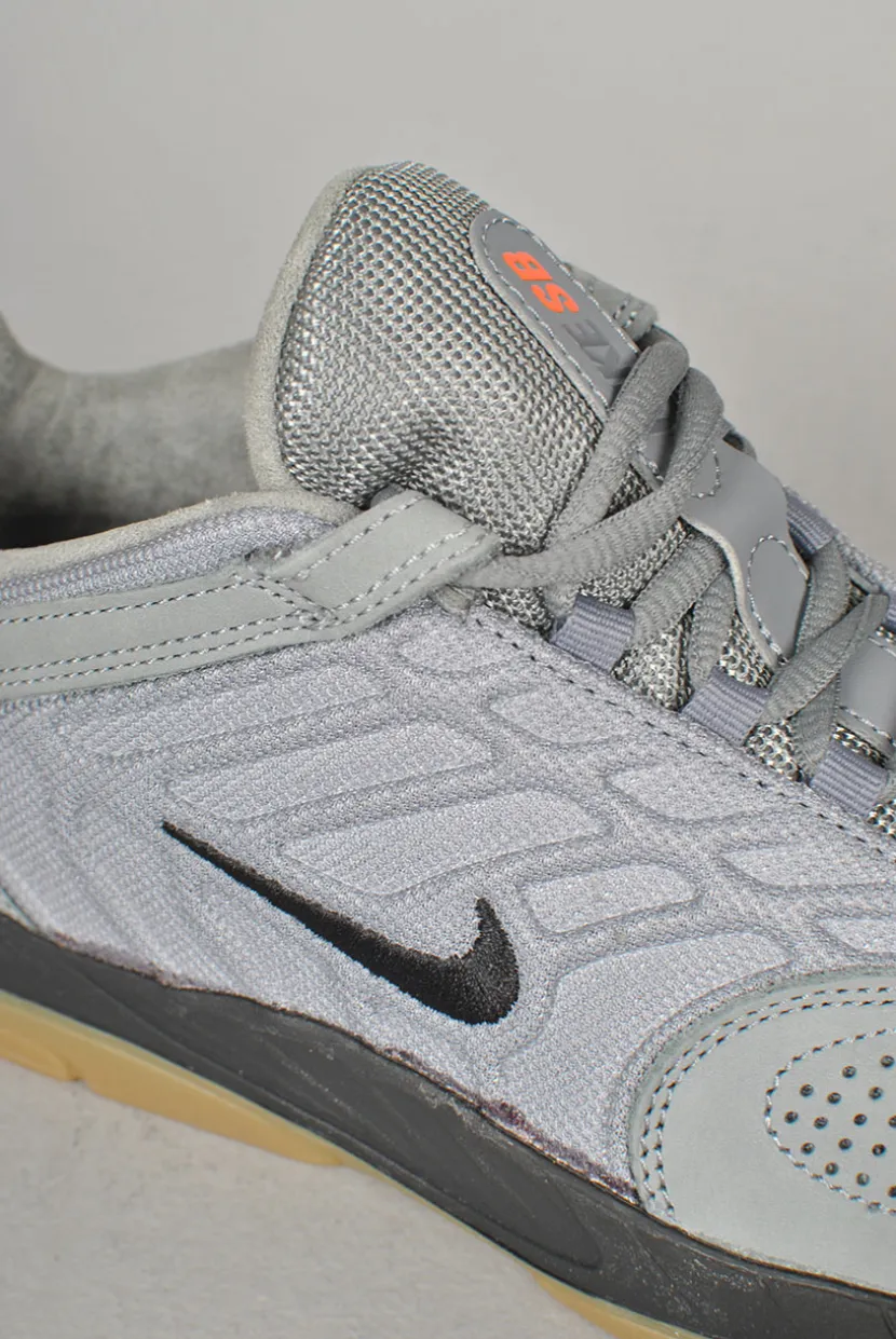 Nike SB Vertebrae Iso