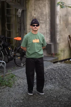 Session Looney Tee