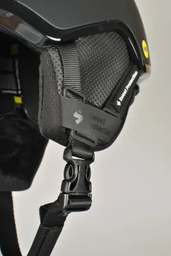 Sweet Protection Looper MIPS® Helmet + Connor RIG® Reflect Goggles