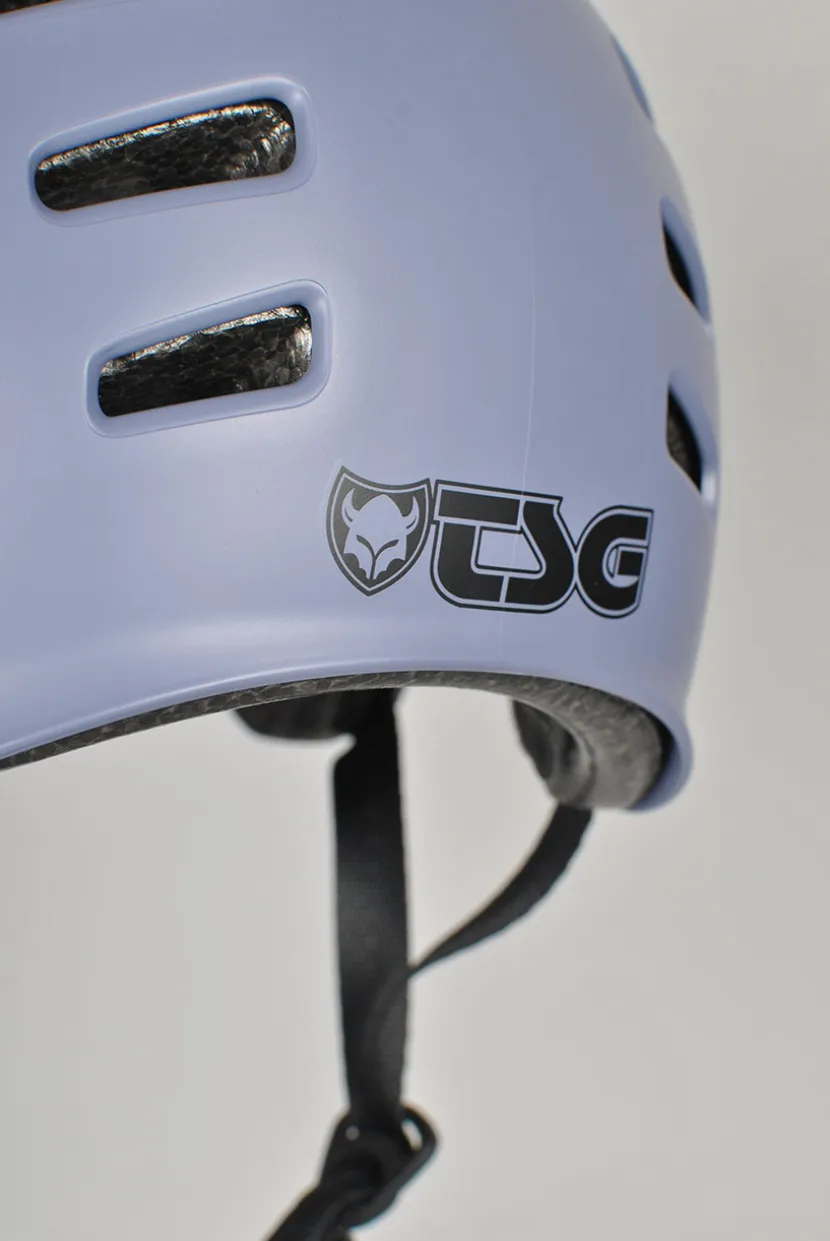TSG Evolution Skatehjelm