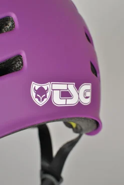 TSG Evolution Skatehjelm